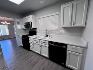 Photo #5: 2641462 Listing 