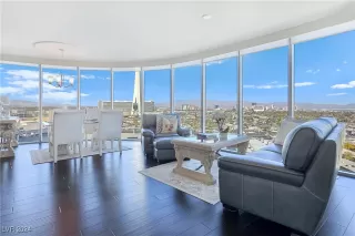 Photo #2: 2641472 Listing