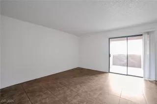 Photo #4: 2641480 Listing 