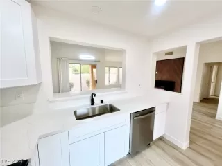 Photo #3: 2641497 Listing 