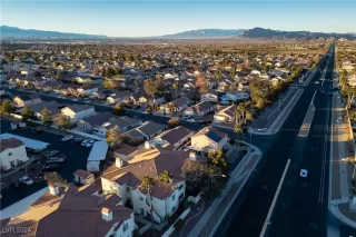 Photo #3: 2641499 Listing