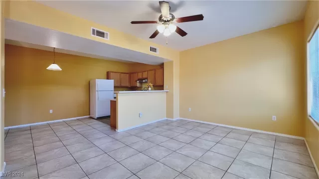 MLS: 2641523 Condo For Sale