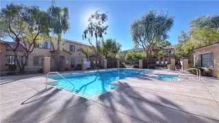 Photo #2: 2641523 Listing