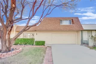 Photo #4: 2641537 Listing