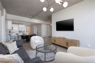 Photo #5: 2641552 Listing 