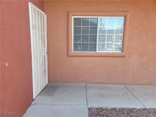 Photo #3: 2641583 Listing