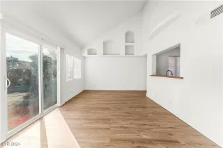 Photo #3: 2641591 Listing 