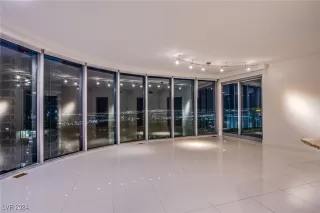 Photo #5: 2641628 Listing