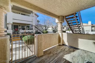 Photo #6: 2641631 Listing