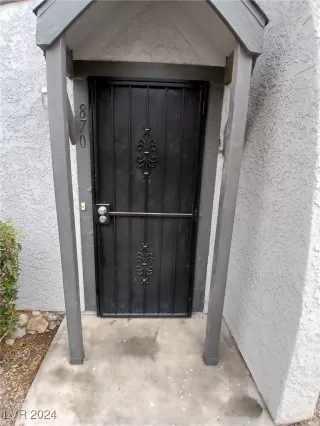 Photo #2: 2641648 Listing 