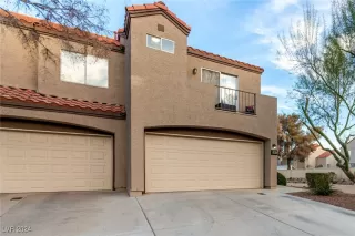 Photo #1: 2641661 Listing 