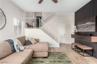 Photo #4: 2641661 Listing 