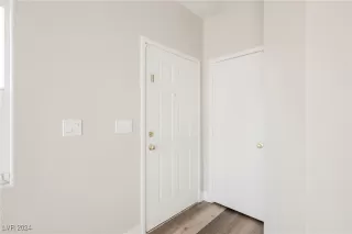 Photo #5: 2641667 Listing