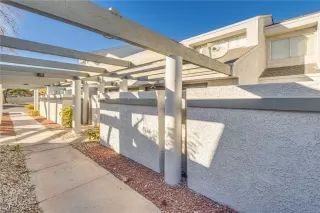 Photo #1: 2641726 Listing