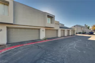 Photo #6: 2641726 Listing