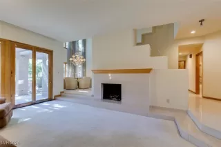 Photo #2: 2641758 Listing