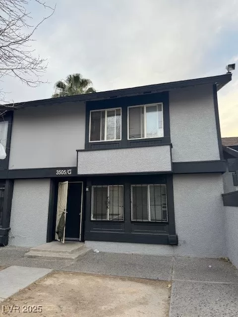 MLS: 2641760 Condo For Sale