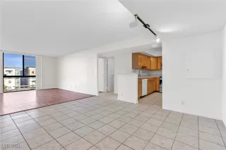 Photo #1: 2641834 Listing 