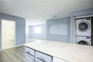 Photo #3: 2641897 Listing 