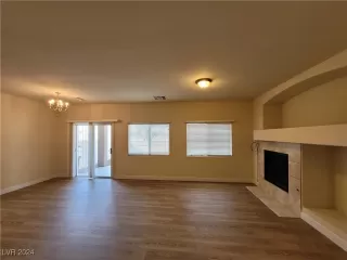 Photo #1: 2641927 Listing 
