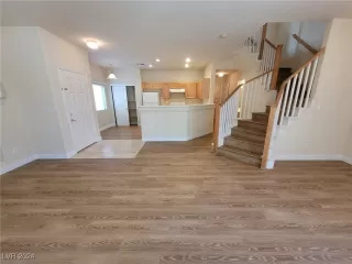Photo #4: 2641927 Listing 