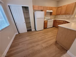 Photo #5: 2641927 Listing 