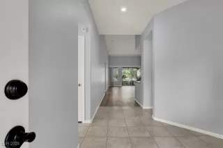 Photo #2: 2641933 Listing 