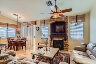 Photo #1: 2641947 Listing 