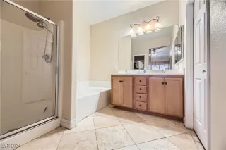 Photo #6: 2641947 Listing 