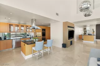 Photo #4: 2641967 Listing 