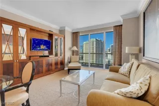 Photo #3: 2641972 Listing