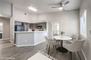 Photo #3: 2641994 Listing