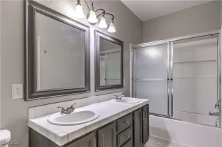 Photo #6: 2641994 Listing