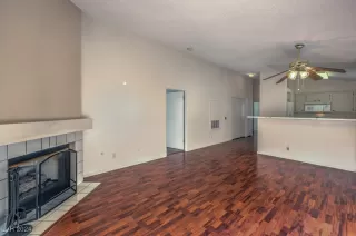 Photo #4: 2642048 Listing 