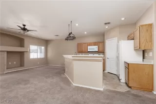 Photo #4: 2642049 Listing 