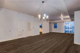 Photo #6: 2642056 Listing 