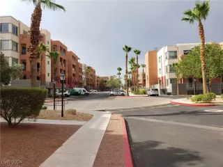 Photo #1: 2642066 Listing 