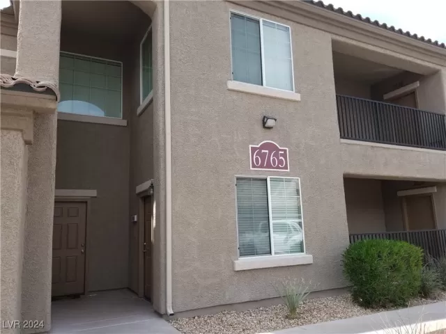 MLS: 2642080 Condo For Sale