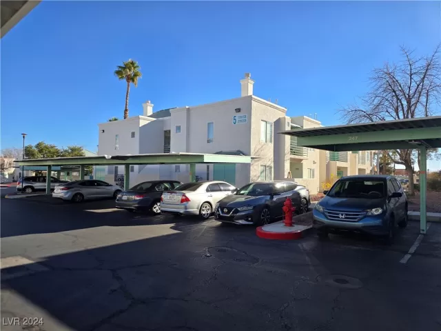 MLS: 2642097 Condo For Sale