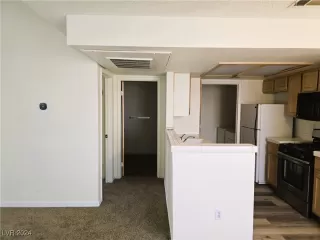 Photo #6: 2642097 Listing 