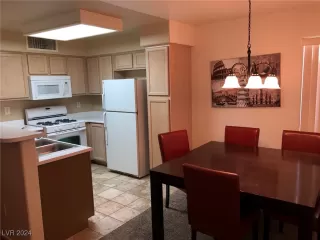 Photo #1: 2642123 Listing 