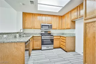 Photo #4: 2642130 Listing 