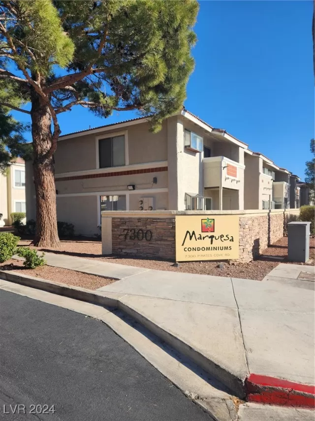 MLS: 2642167 Condo For Sale