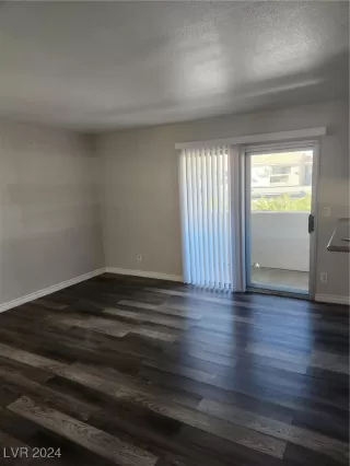 Photo #4: 2642167 Listing 