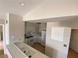 Photo #1: 2642201 Listing 