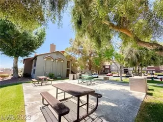 Photo #5: 2642226 Listing 