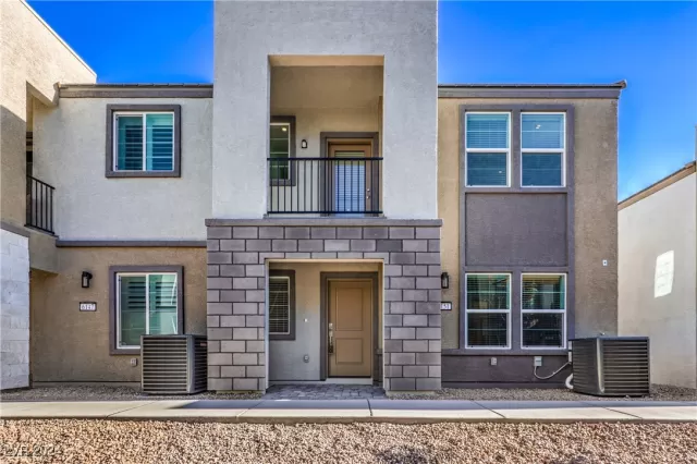 MLS: 2642231 Condo For Sale