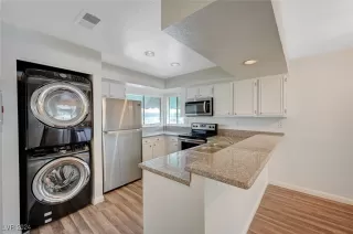 Photo #5: 2642259 Listing 