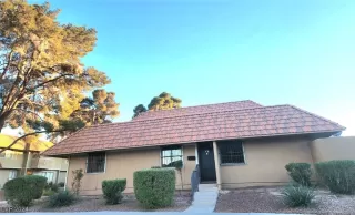 Photo #5: 2642295 Listing