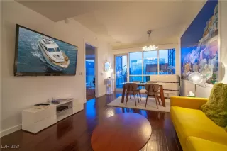 Photo #3: 2642297 Listing 